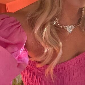 Barbie pink fitted top with puffy sleeves. Perfect date night top! 🩷